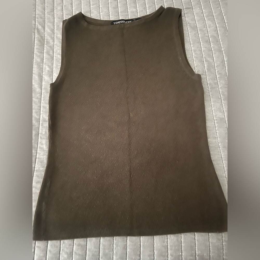 Tom Foolery Buttery Soft Crew Tank Size L Olive Green color